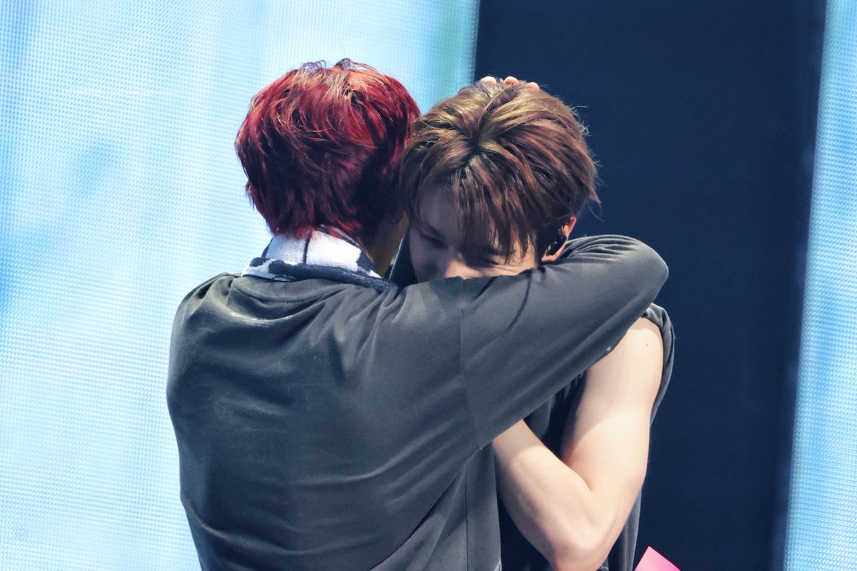 𝐭𝐞𝐥𝐞𝐩𝐚𝐭𝐡𝐲. tweet media