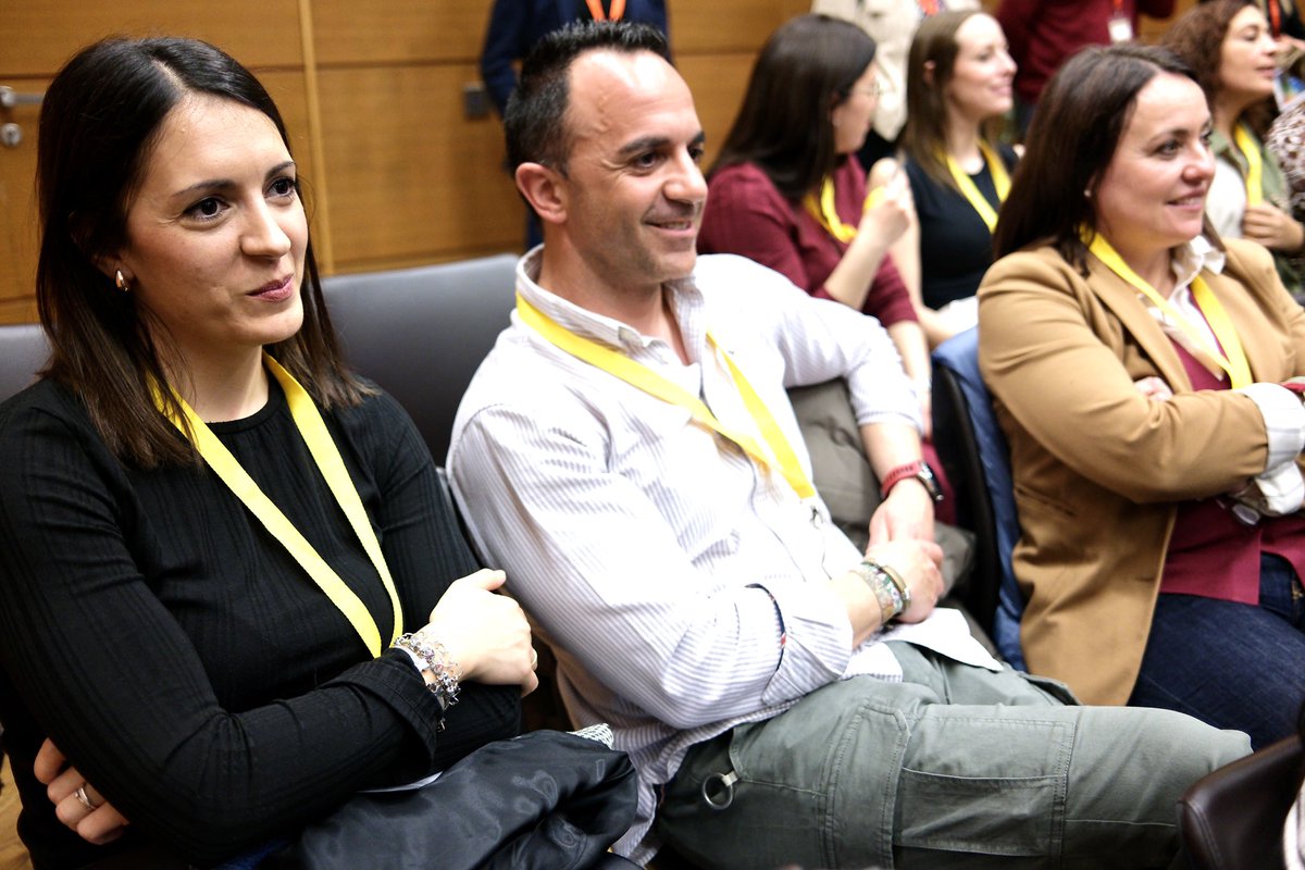 Centro Regional de Formación del Profesorado tweet media