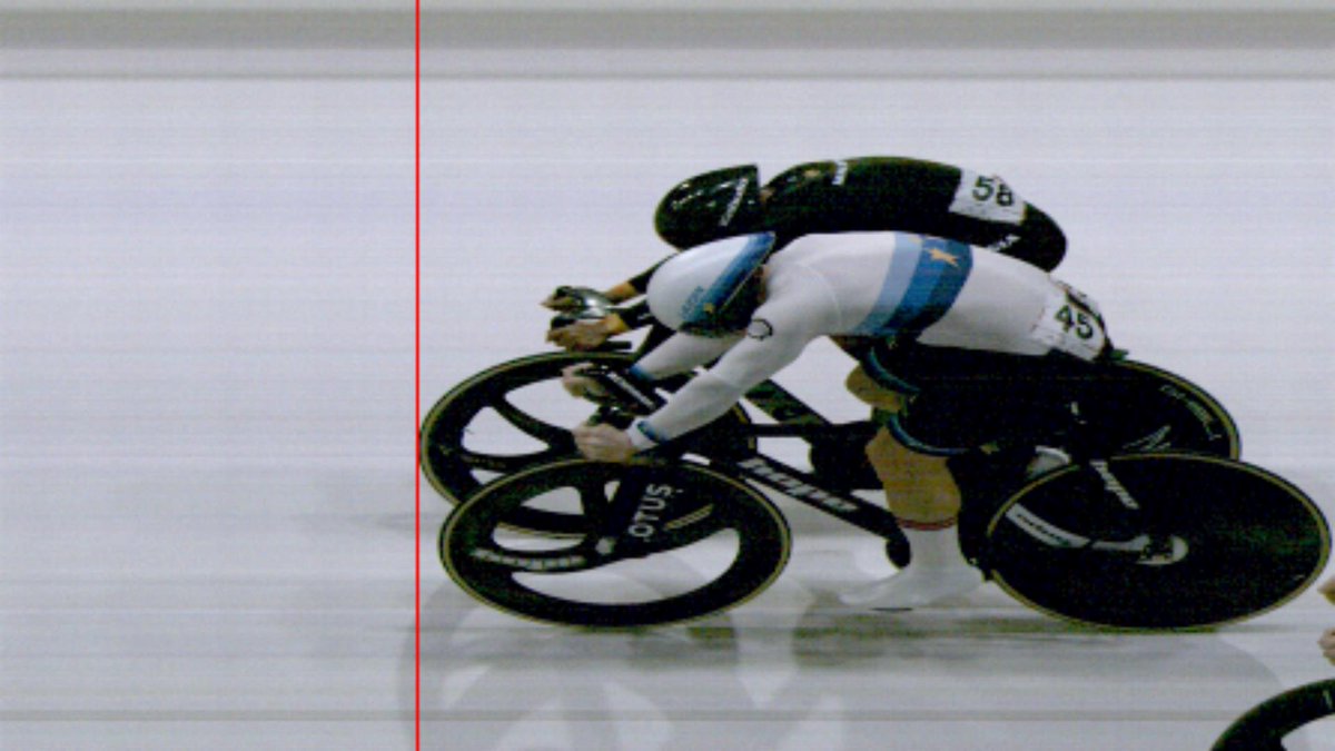 UCI_Track's tweet photo. Photo finishes all around in the sprint events 📷

Lea Sophie Friedrich 🇩🇪 vs Mina Sato 🇯🇵 in the Women's Sprint 🥉 final

Azizulhasni Awang 🇲🇾 vs Matthew Richardson 🇬🇧 in the Men's Keirin final 🥇

#TrackWC #TrackCycling https://t.co/6xXeMx19Q3