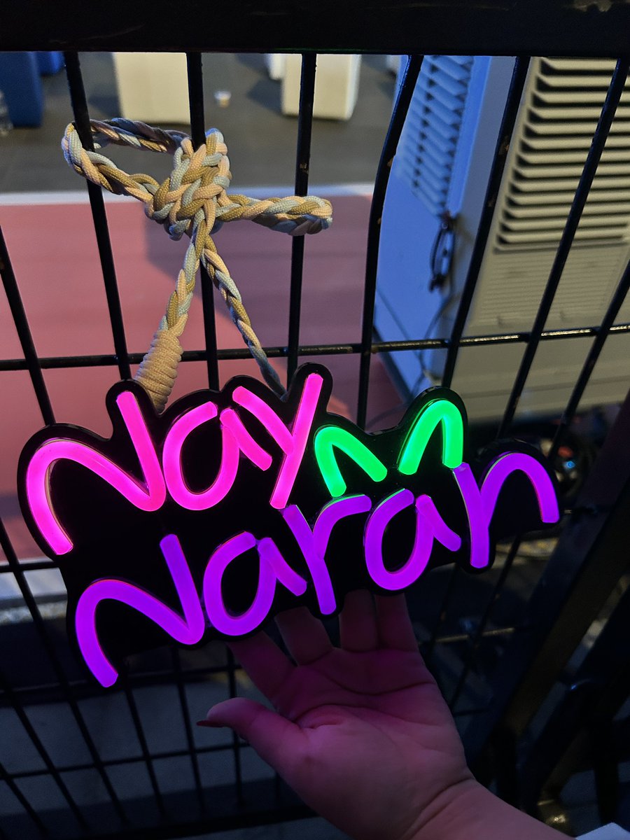 มีใครลืมป้ายไฟพี่ๆเพอเซสไหมคั้บบ #biosafetyxJesjppxPerses