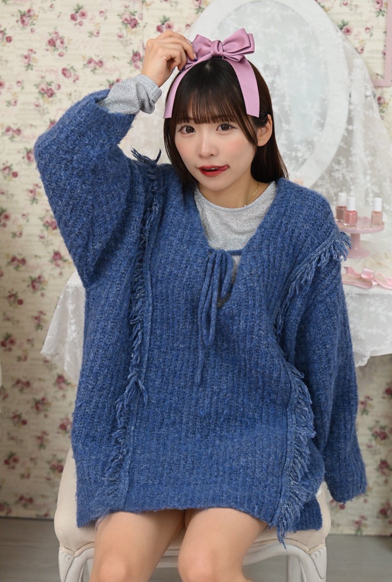 3/28(土)は 撮影会➰💞📸🗣️

この後22:00よりチケット販売開始です✨30分間2人きり時間だよ😼💙一眼や携帯での撮影も⭕️お話しだけやゲームやトランプなども⭕️一緒過ごせますように！！！

📍Relax one 池袋
〒1710021 東京都 豊島区 西池袋 3-33-28 グリーンコーポ501
🎟livepocket.jp/e/hinano_0326