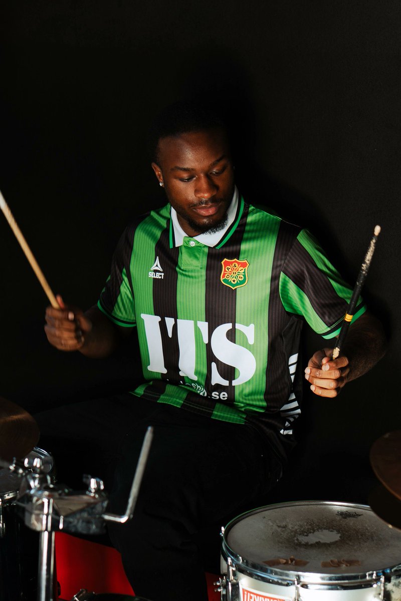 They Think Kits All Over tweet media