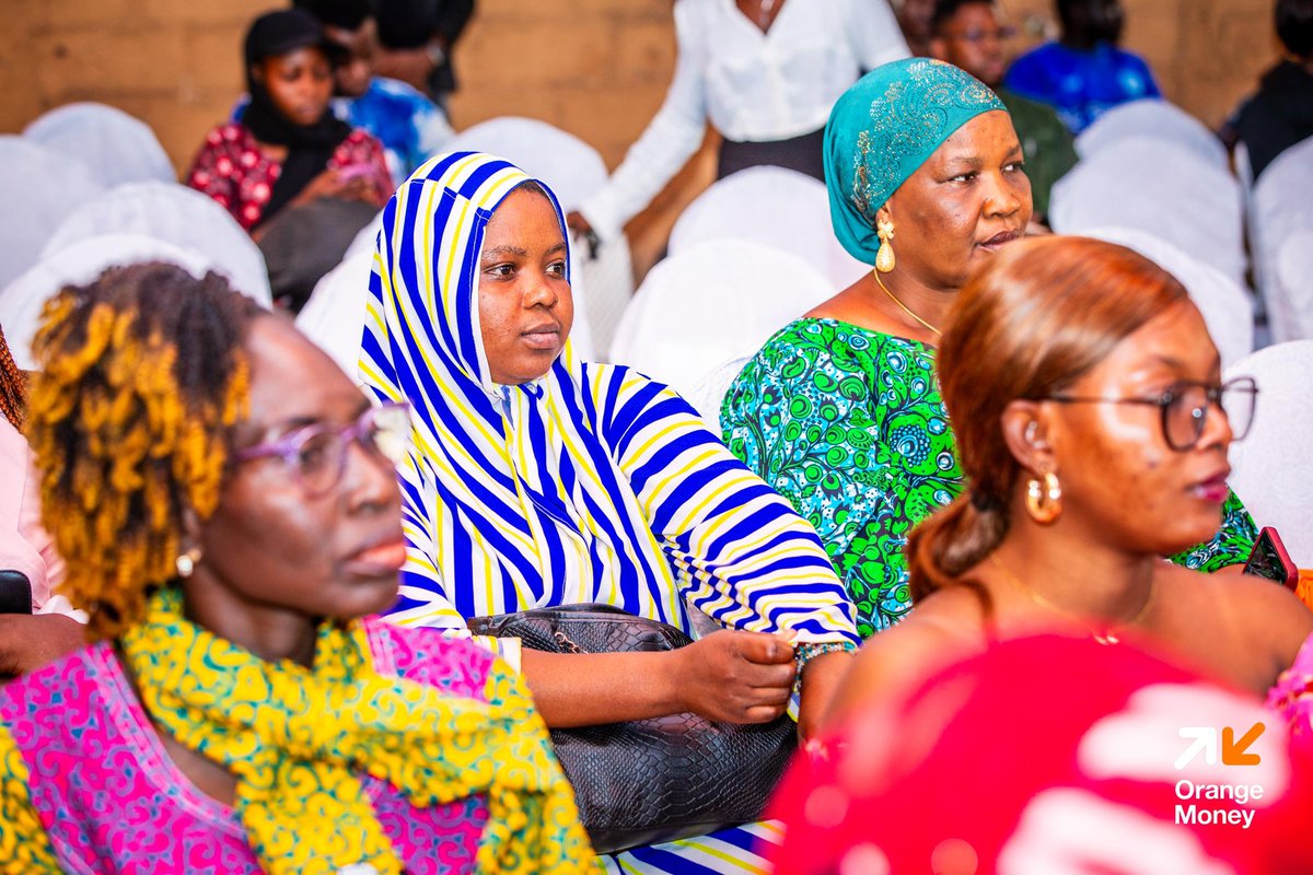 OrangeBurkina's tweet photo. 𝐎’𝐜œ𝐮𝐫 𝐝𝐮 𝟖 𝐦𝐚𝐫𝐬 ! 💐
Dans le cadre du mois de la femme, Orange Money a officiellement lancé ce vendredi 06 mars 𝐥𝐞 𝐜𝐡𝐚𝐥𝐥𝐞𝐧𝐠𝐞 𝐎’𝐜œ𝐮𝐫 𝐝𝐮 𝟖 𝐦𝐚𝐫𝐬.

La cérémonie de présentation s’est tenue en présence de nos partenaires ainsi que du staff Orange Money. Plusieurs allocutions ont marqué l’événement, notamment celle du représentant du Directeur Général d’Orange Money, suivie de la présentation officielle du challenge.

Ce challenge récompensera aussi bien 𝐥𝐞𝐬 𝐟𝐞𝐦𝐦𝐞𝐬 𝐚𝐜𝐜𝐞𝐩𝐭𝐞𝐮𝐫𝐬 𝐦𝐚𝐫𝐜𝐡𝐚𝐧𝐝𝐬 𝐪𝐮𝐞 𝐥𝐞𝐬 𝐜𝐥𝐢𝐞𝐧𝐭𝐞𝐬 qui se distingueront par le plus 𝐠𝐫𝐚𝐧𝐝 𝐧𝐨𝐦𝐛𝐫𝐞 𝐝’𝐮𝐬𝐚𝐠𝐞𝐬 𝐎𝐫𝐚𝐧𝐠𝐞 𝐌𝐨𝐧𝐞𝐲.

🎁 𝐀̀ 𝐥𝐚 𝐜𝐥𝐞́ : des lots en espèces et de superbes motos flambant neuves 🏍️ à gagner ! Chaque semaine, à compter du 06 mars au 05 avril 2026.

Vous souhaitez rejoindre le challenge ?
📲 Inscrivez-vous dès maintenant en nous écrivant directement sur WhatsApp : 54 75 75 64.
#OrangeMoney #OrangeEstLà #BurkinaFaso #Maxit