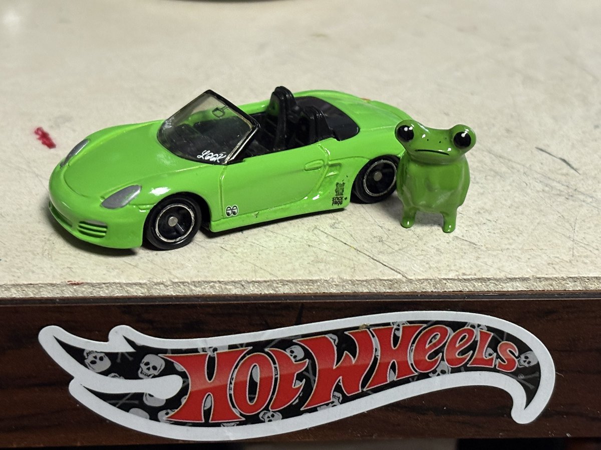 porschegmbh's tweet photo. #トミカ #Porsche  #BOXTER
 @stickyfrog_  #MOONEYES  #2cmCarl 
カッコイイマシンが爆誕ケロ🐸さて、クルージングしばくケロ〜🌴🌴🌴 https://t.co/AQ6175huz2
