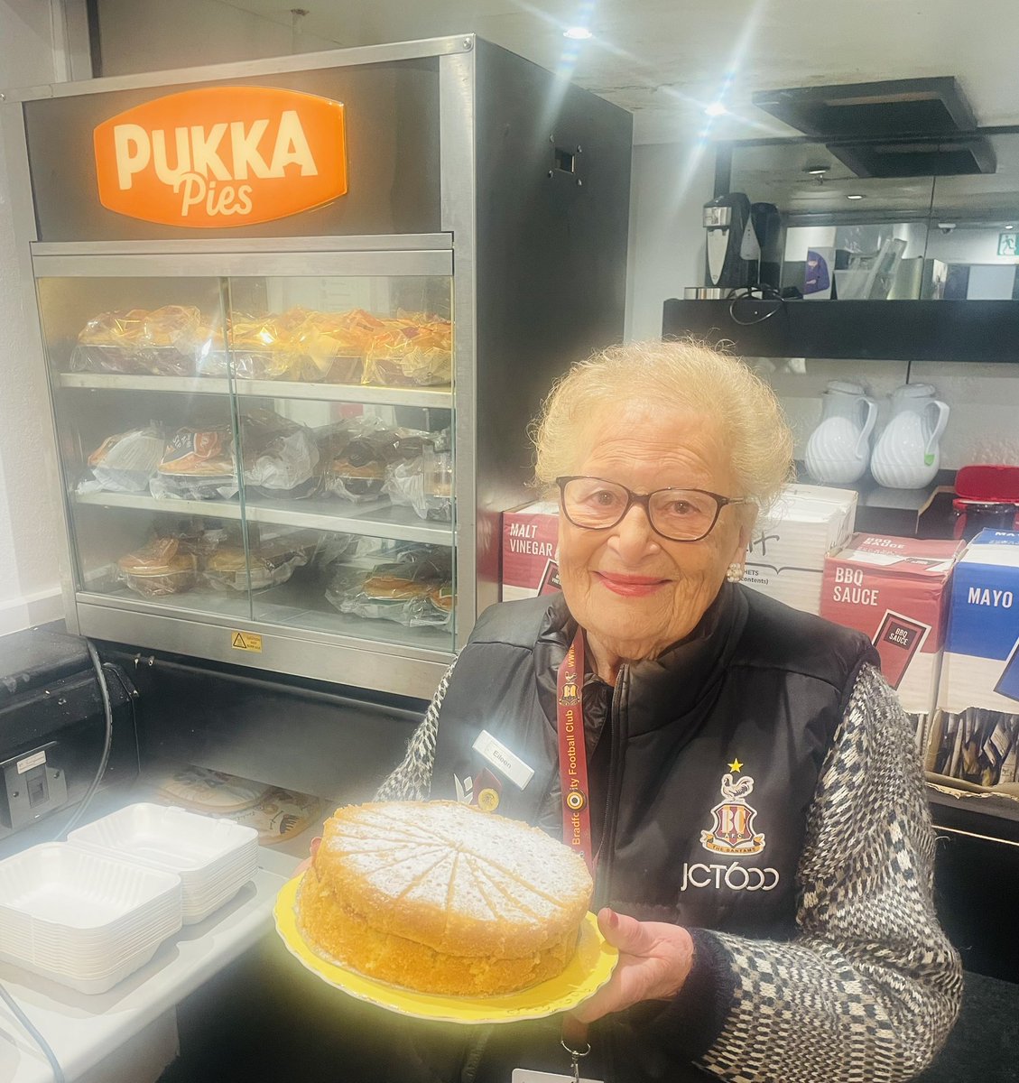 Chris Hull tweet media