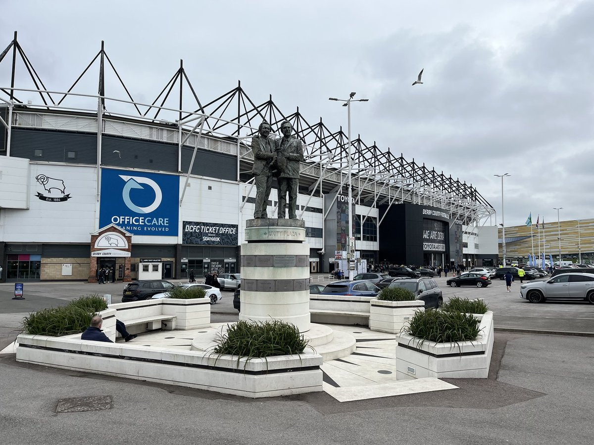 Alex Miller tweet media