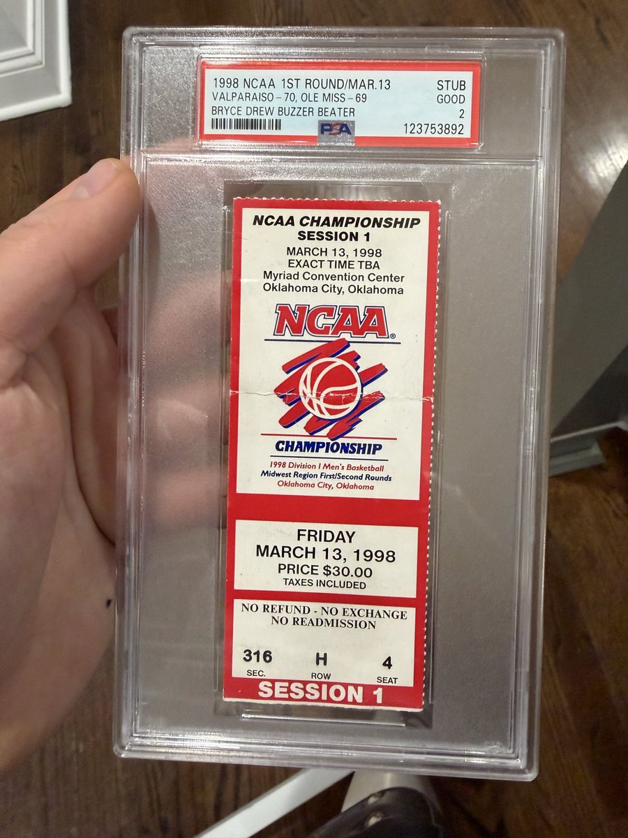 Darren Rovell tweet media