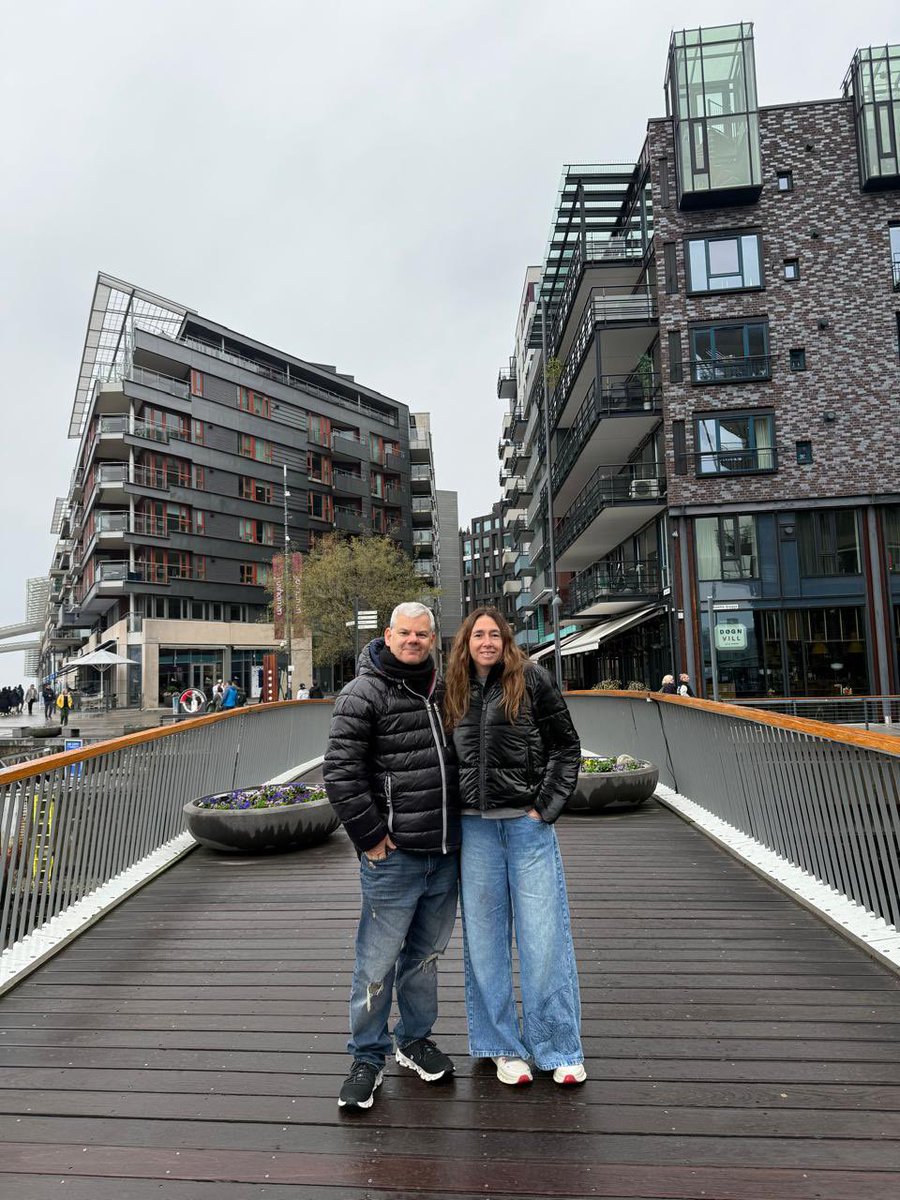 LeisnerDario's tweet photo. Feliz cumple, mi amor. Gracias por hacer mi vida más linda todos los días. Te amo muchísimo ❤️ https://t.co/7EQnuUPrIf
