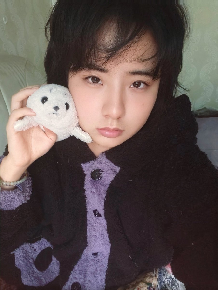 🔞坏狗y4（阴蒂正慢慢变大屌 ） tweet media