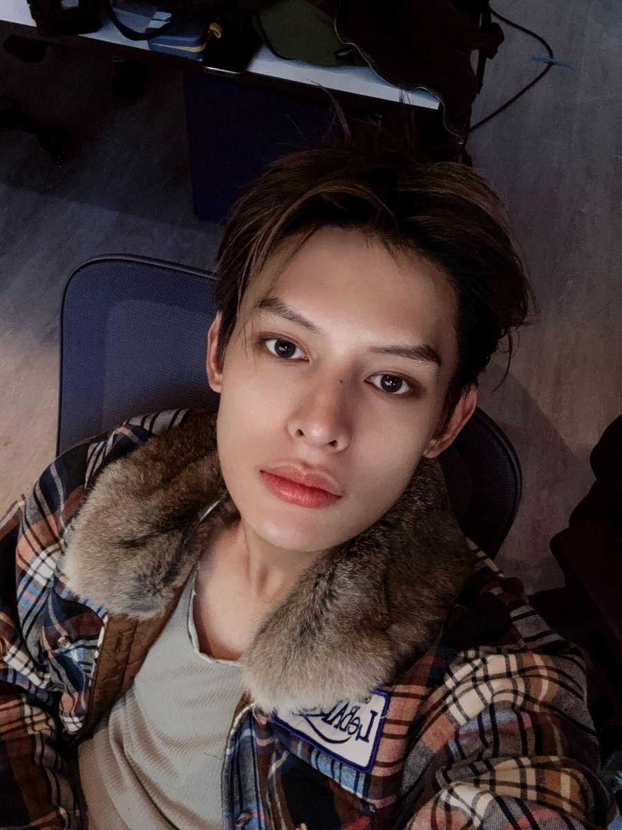 제임스 얼굴 tweet media