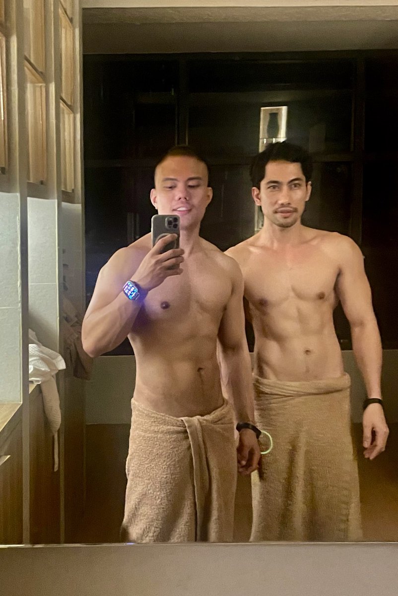 Rexword_BLixter's tweet photo. Thank you for that relaxing and steamy night, @4southhub.  😌👬 https://t.co/OL4OREchEI
