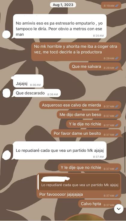 sebastronov's tweet photo. Pero que asco ese Ricardo Orrego, disque “dame un beso con lengua” hpta viejo por que lo protege tanto caracol y blu radio si ya son varias mujeres que dan testimonio de ser un acosador sexual https://t.co/OeLiBBw8SJ