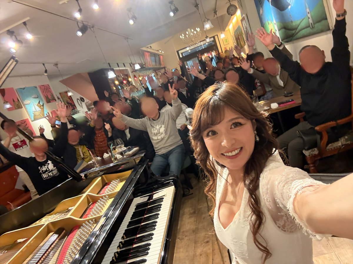 高木里代子 tweet media