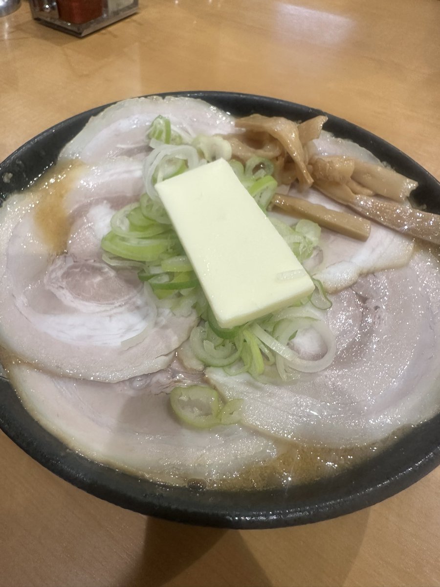 かいりんご tweet media