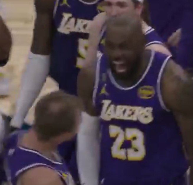 𝕵🌟 tweet media