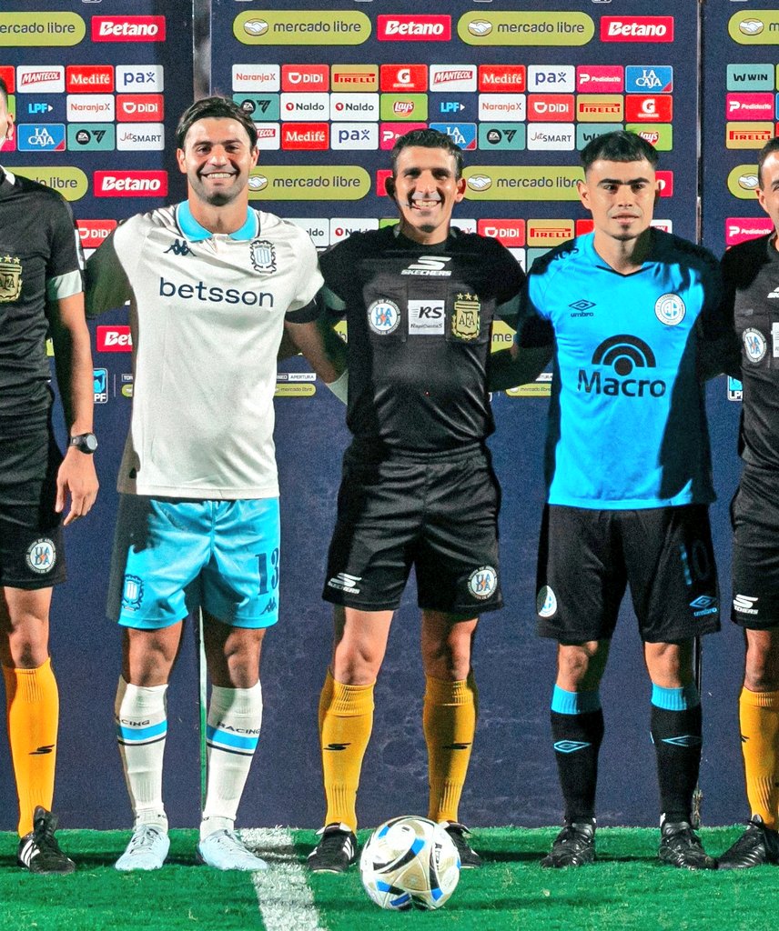 ¡TRIUNFAZO DE #RACING ANTE #BELGRANO EN CÓRDOBA! 🏟💪

👉 La Academia se impuso con goles de Toto Fernández y Marco Di Césare. 

¿Qué te pareció la actuación de la Academia? 🤔