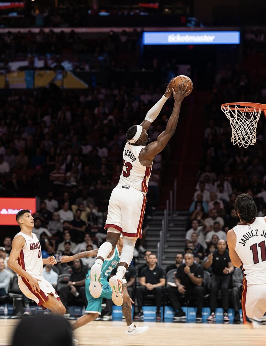 WizOfWagers tweet media