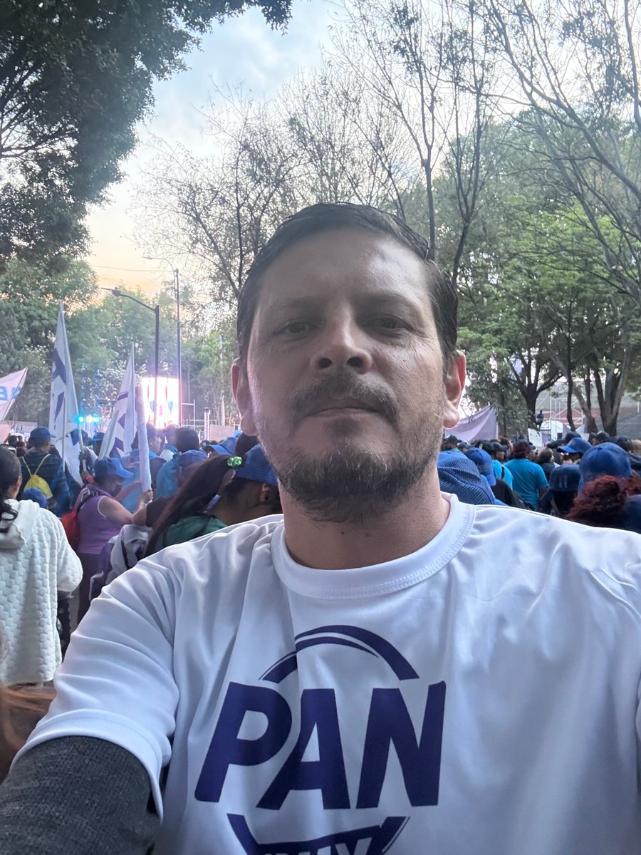 armando botello tweet media