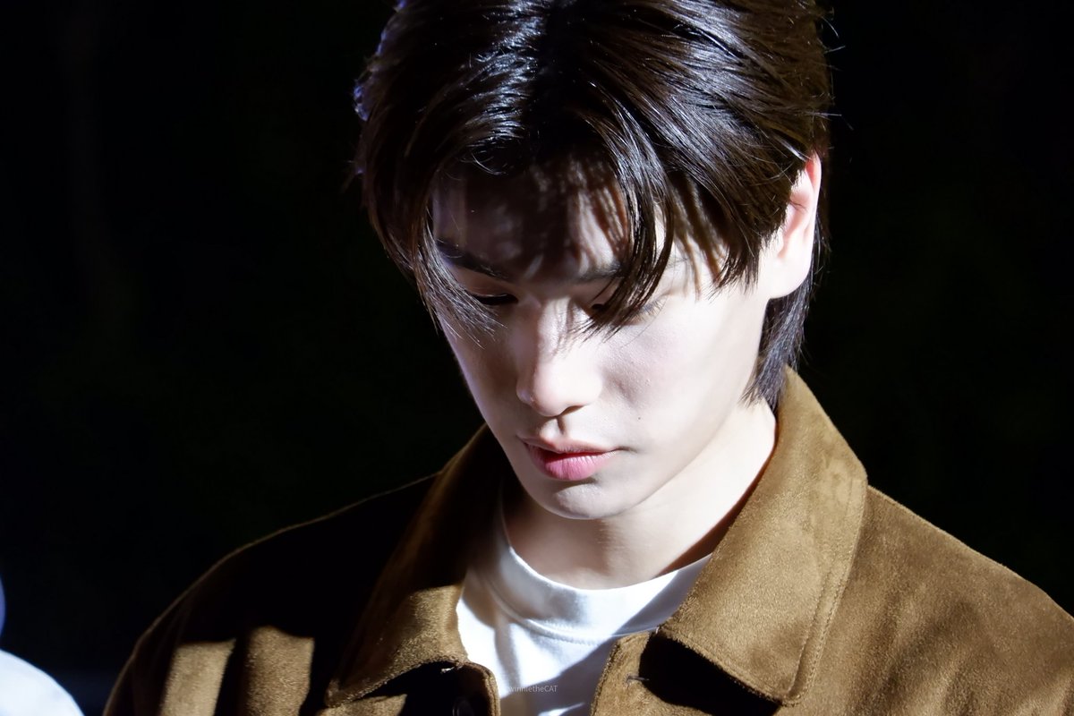 He is The(e) CAT tweet media