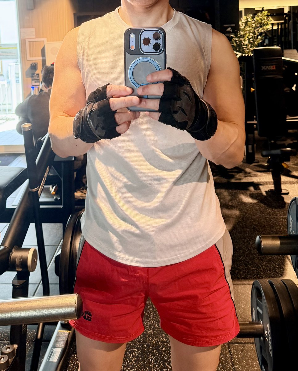 ゆうすけ tweet media