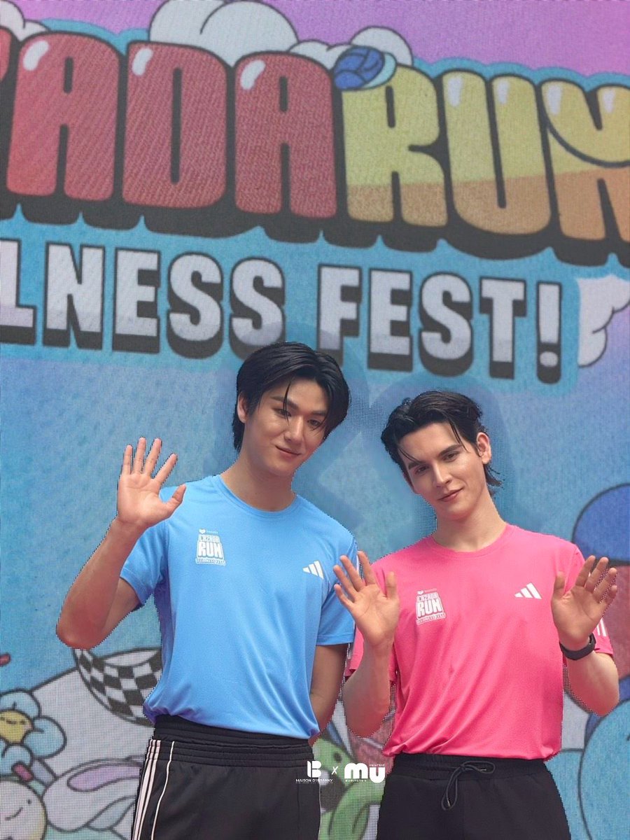 ทักทายยามเช้า พร้อมเอเนอจี้ ที่เต็มเปี่ยมเลยค่ะ ✌🏻✌🏻

Lazada Run Wellness Fest

#LZDRunWellnessFest
#MosBank #moslhong #isbanky