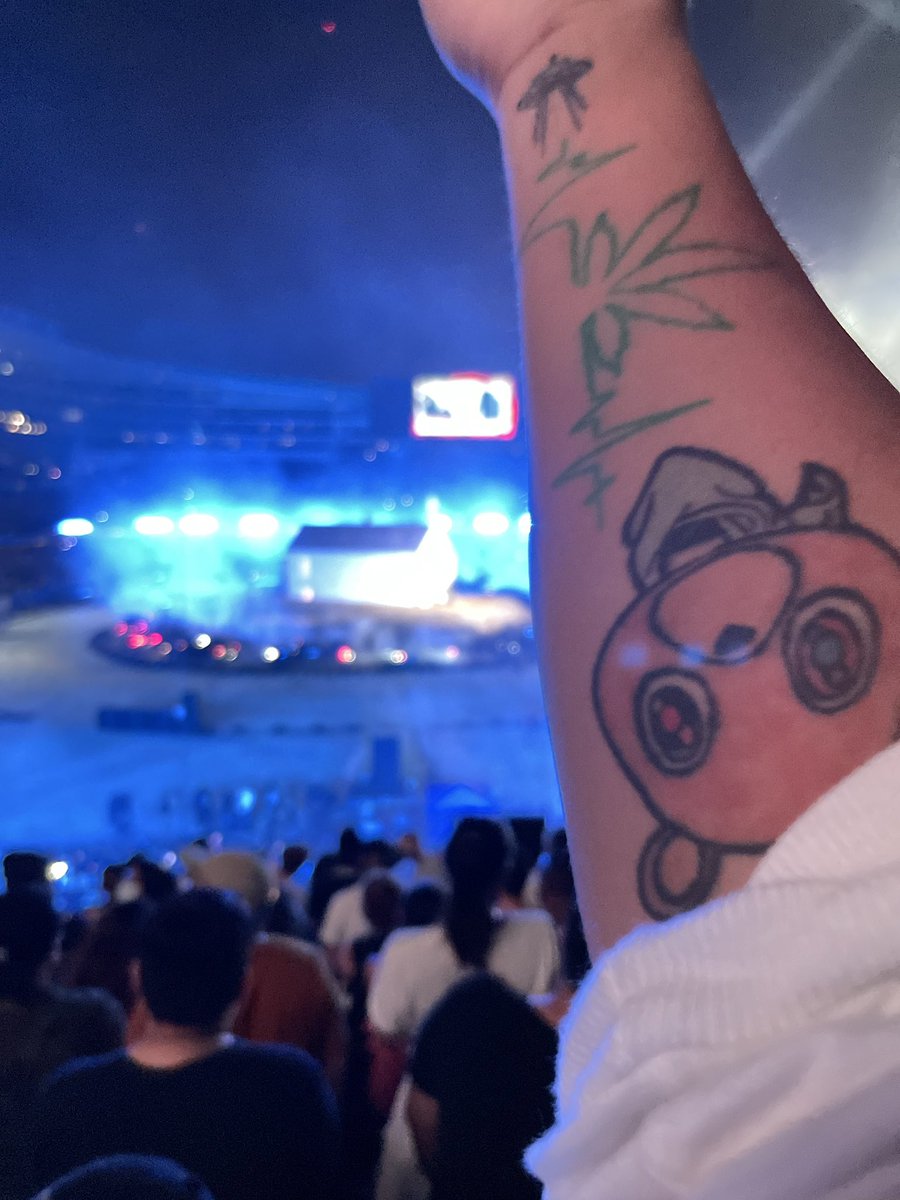 CEO OF SEX 🩵💕✨ tweet media