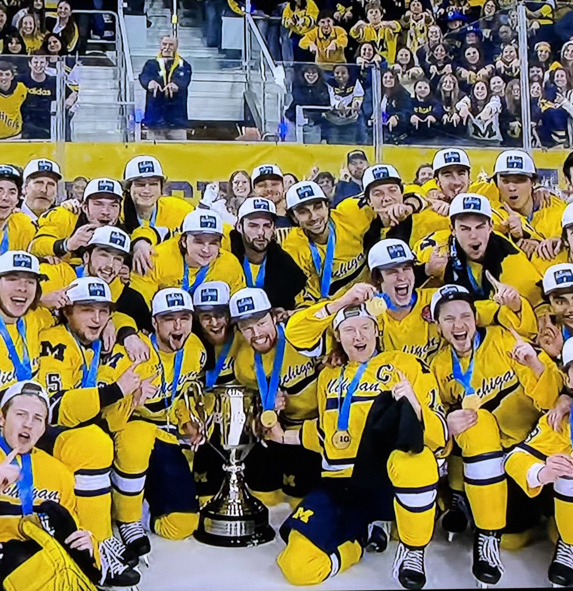 Ghost of Fielding Yost tweet media