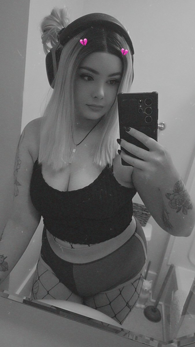 💕paige tweet media