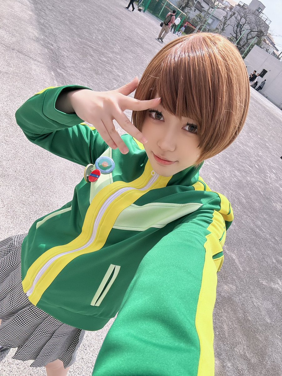 ゑびな tweet media