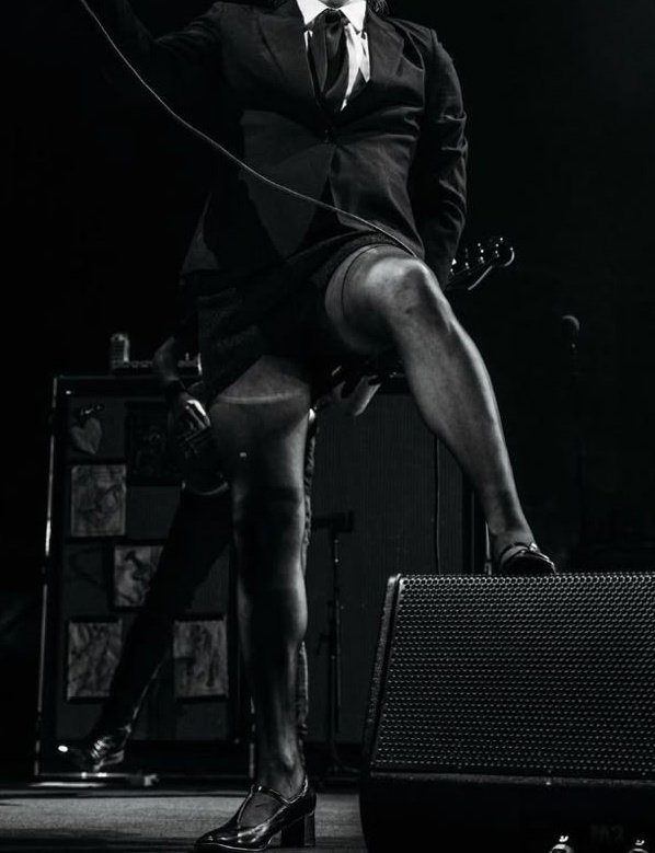 juli 击 tweet media