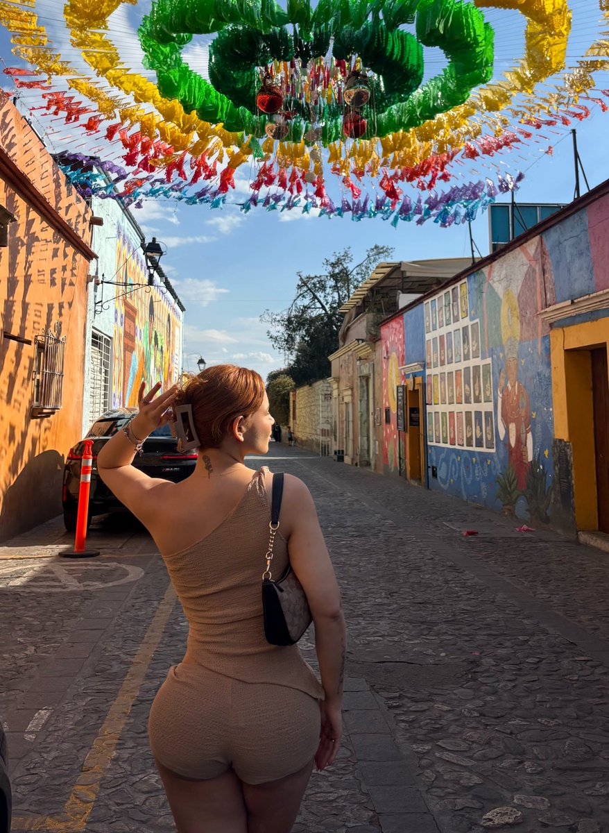 Emily Miller tweet media