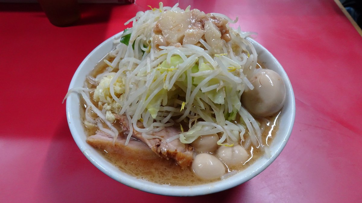 au_vaio's tweet photo. ラーメン二郎　環七一之江店

午前中に来たら意外と短い並び。
味は安定の一之江でなんか野菜が麺より多かった。
今日は店に着いてから20分で退店。
こんな日もあるんだな。 https://t.co/DE9E1V71nw