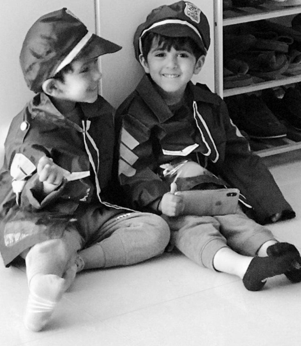 َ tweet media
