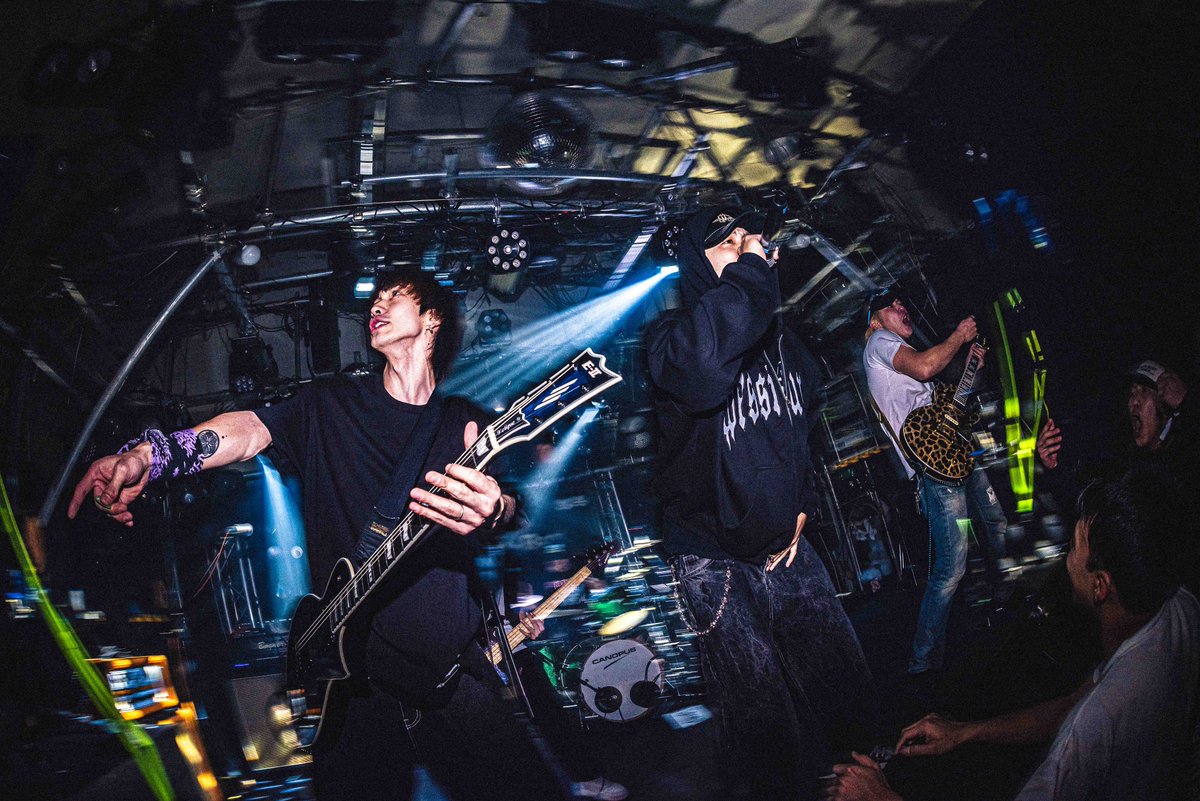 ダイタク tweet media