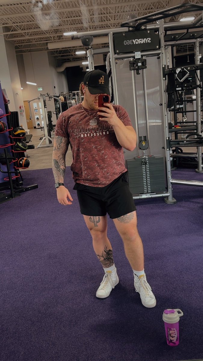 Marshzky 🇨🇦 tweet media