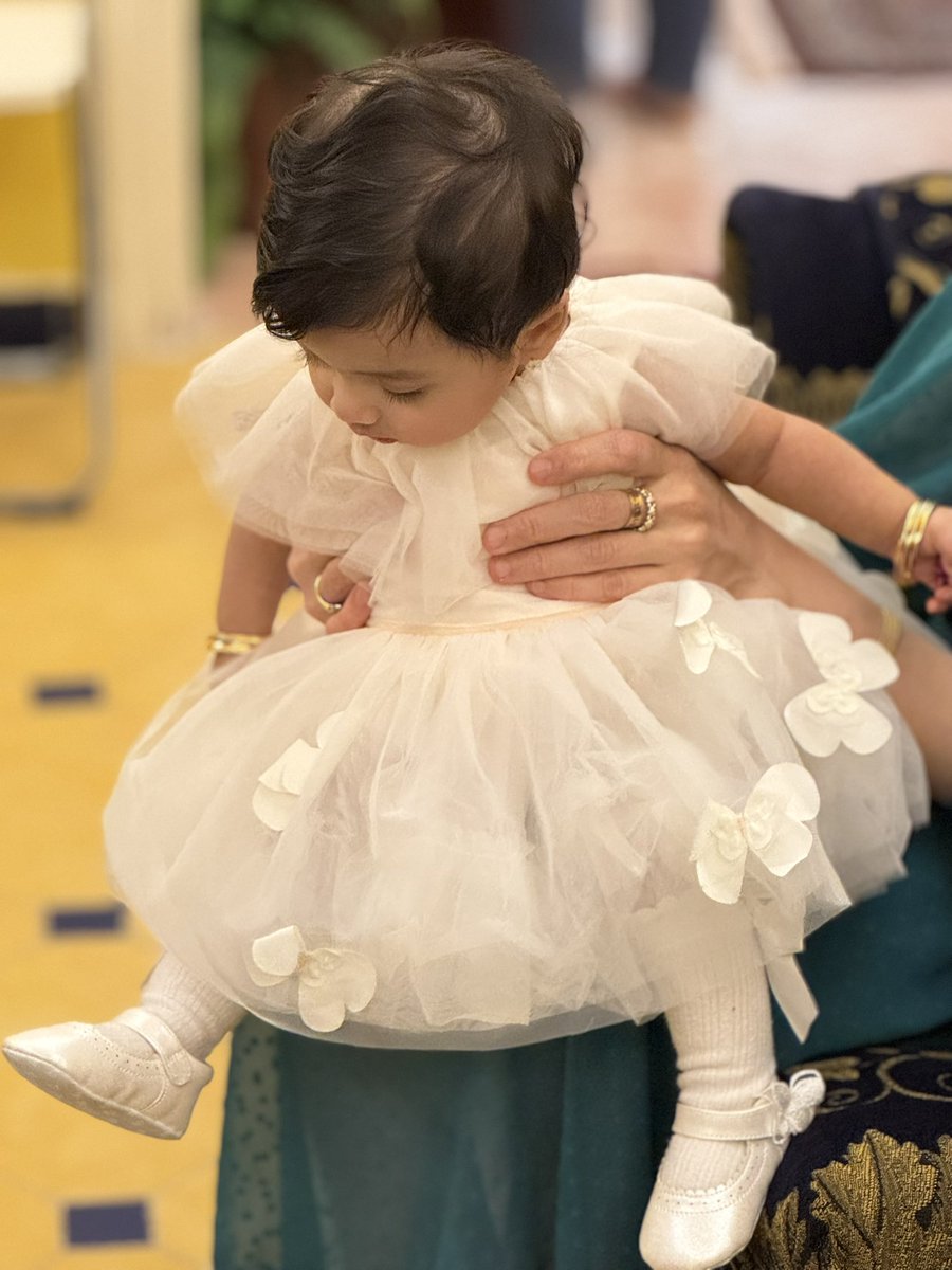 nuha_idrees's tweet photo. Our first Eid as a little family 💗🎊🍬

أول عيد مع سدوومي 👧🏻 https://t.co/6siznKdVSQ