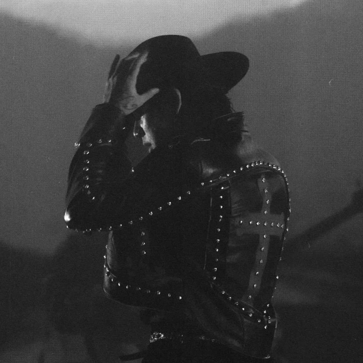 𝔞𝔯𝔬🕷️𝔦𝔰 𝔦𝔫 𝔞𝔳𝔞𝔩𝔬𝔫 tweet media