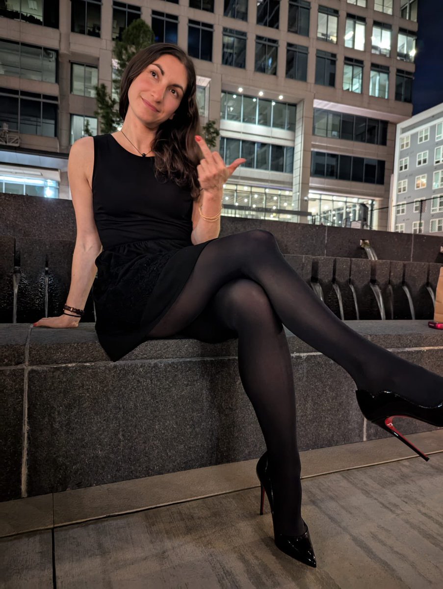 Goddess Alex tweet media