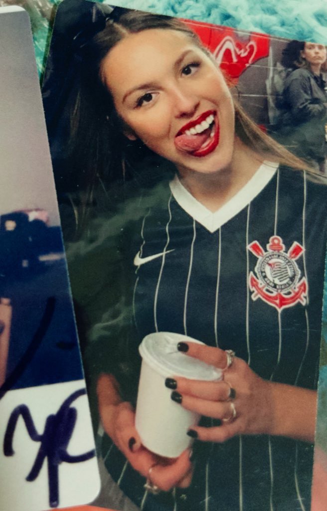 olivia rodrigo acervo tweet media