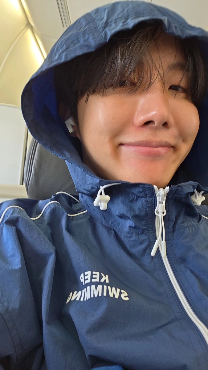 [hobi 🌟] เดี๋ยวกลับมานะฮะ!!!! รักและขอบคุณเสมอเลยครับ!!!🥰

weverse.io/bts/artist/3-2…