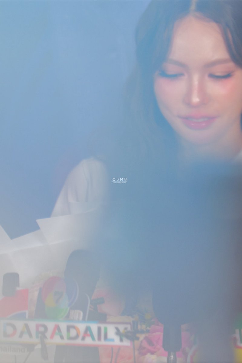 OUM🌈📸🐰(smileyofcharlotte) tweet media