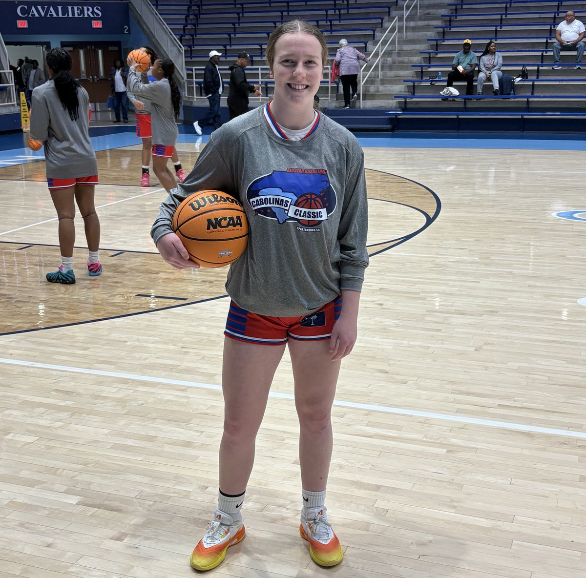 RH LadyBearcatBB tweet media