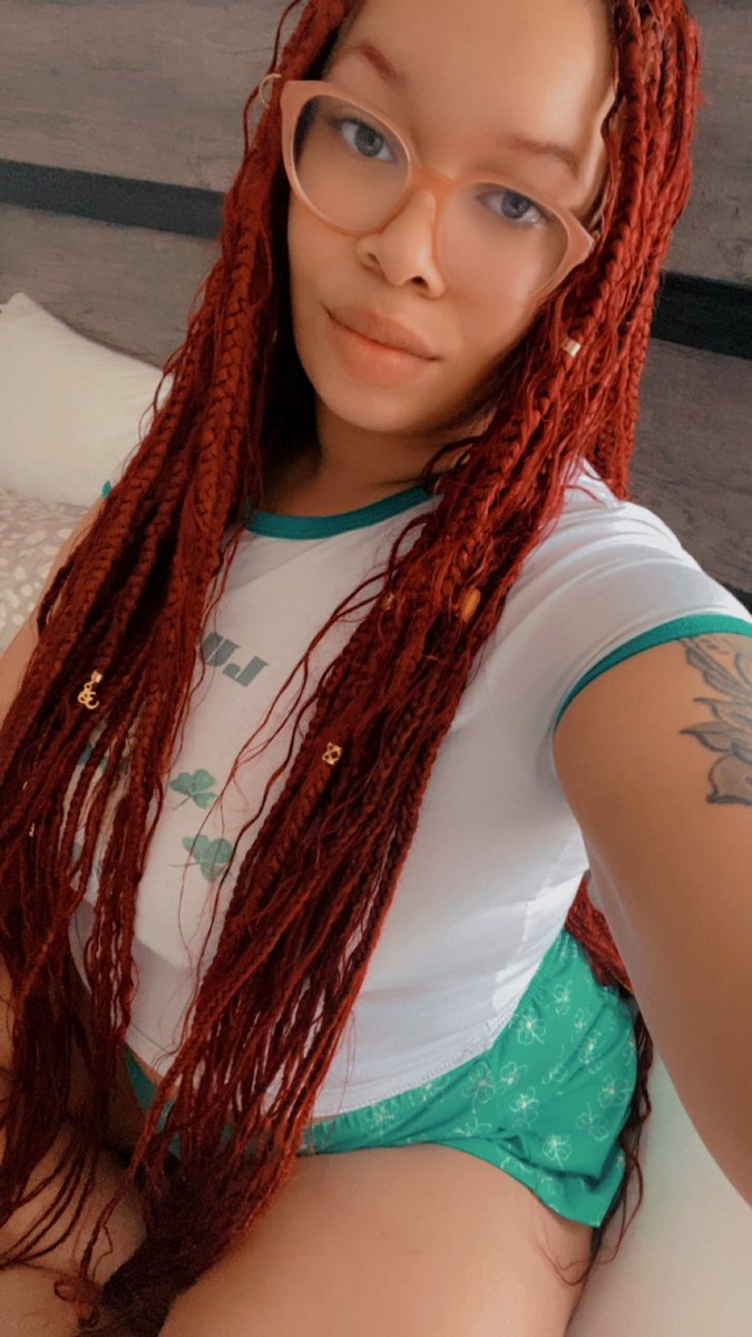 KierraPeach's tweet image. Which one of yall going home with KiKiiii?! #757 #Virginia #VaGirl #DMV #RedboneKiKi