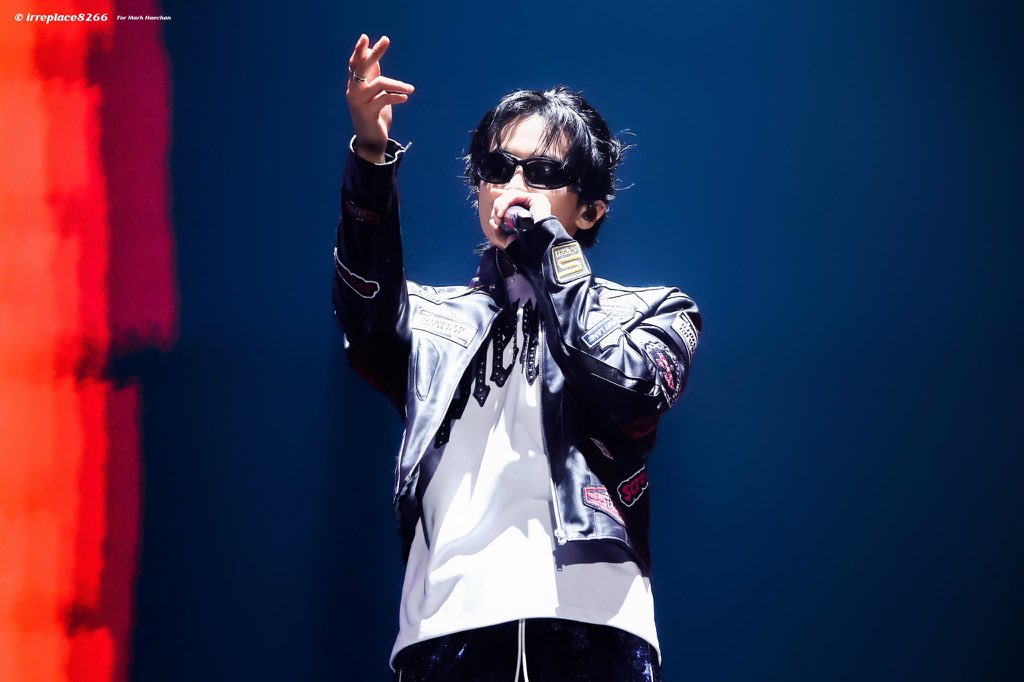 onyourmrkie's tweet photo. he was born to be on stage ⭐️ https://t.co/kHGKEF9fzF