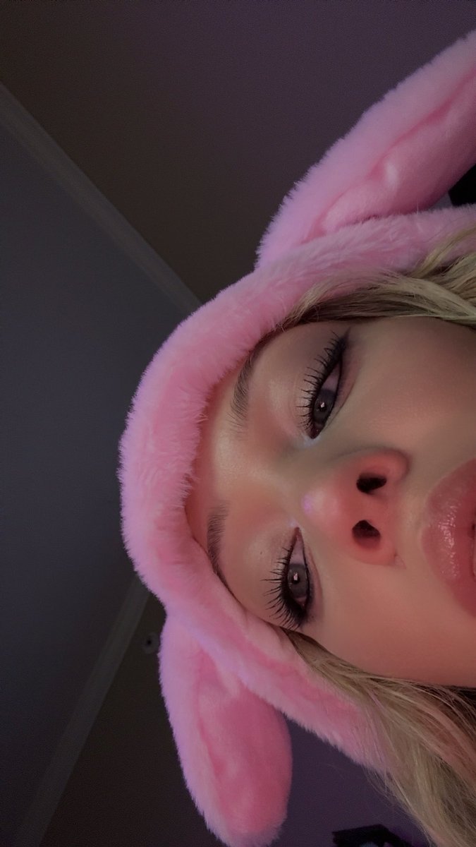 Ari Ი𐑼 tweet media