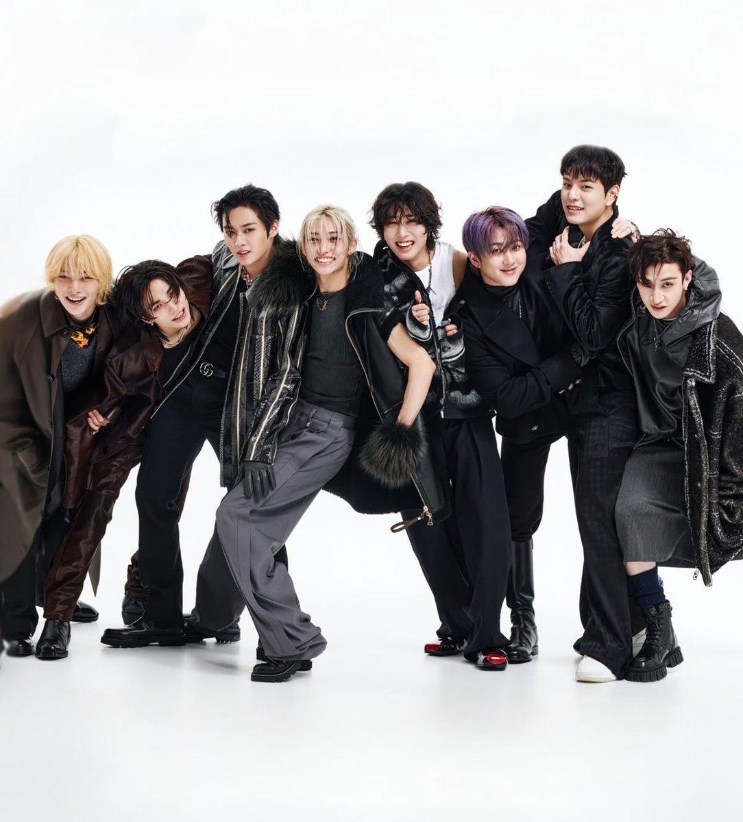 divine🌼࿐ tweet media