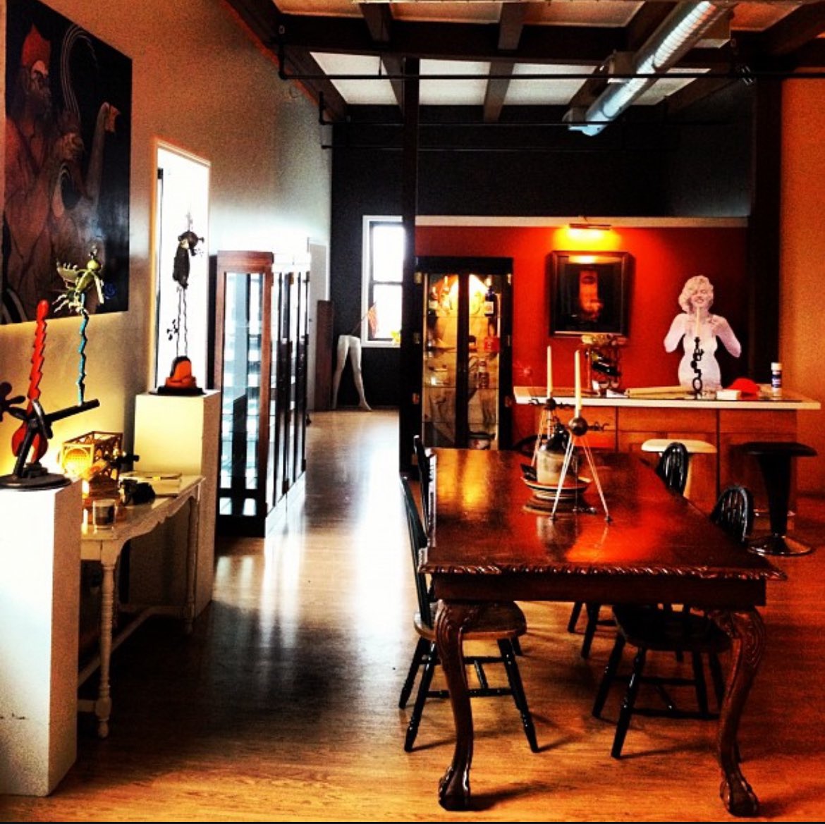 TalibanArtDealer tweet media