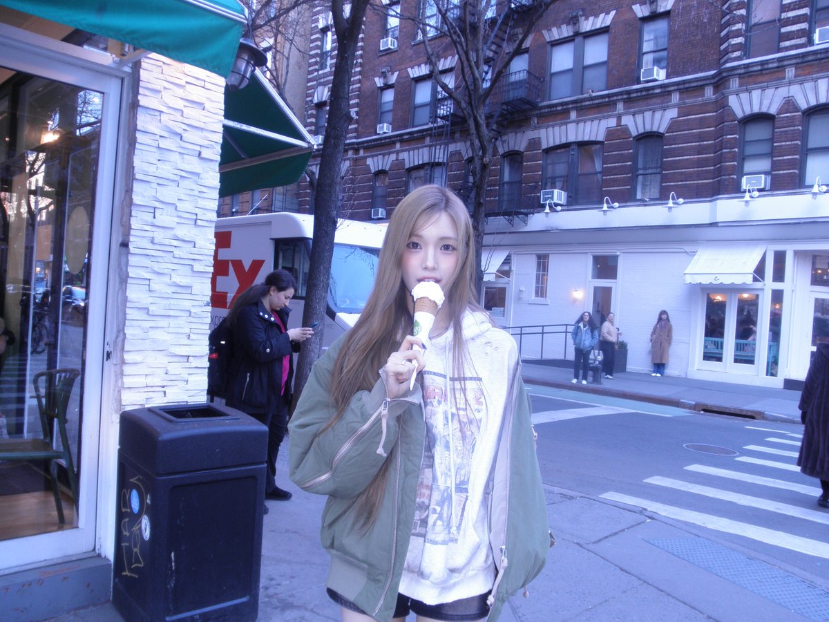 𝙡𝙪𝙘𝙞𝙙 tweet media