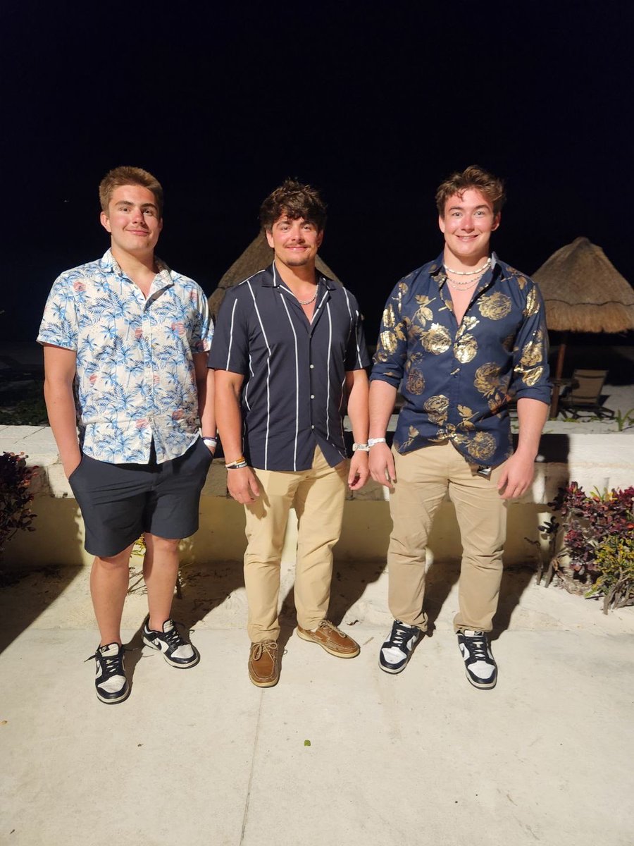 Roman Molen tweet media