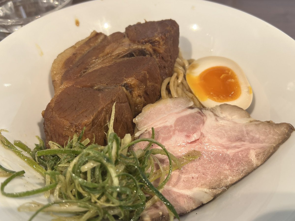 SHUN『ペロっとプラモ作っちゃおう！』製作委員会 tweet media